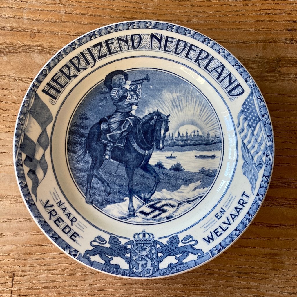Wandbord Herrijzend Nederland Naar Vrede en Welvaart 1945, Antiek en Kunst, Antiek | Wandborden en Tegels, Ophalen of Verzenden