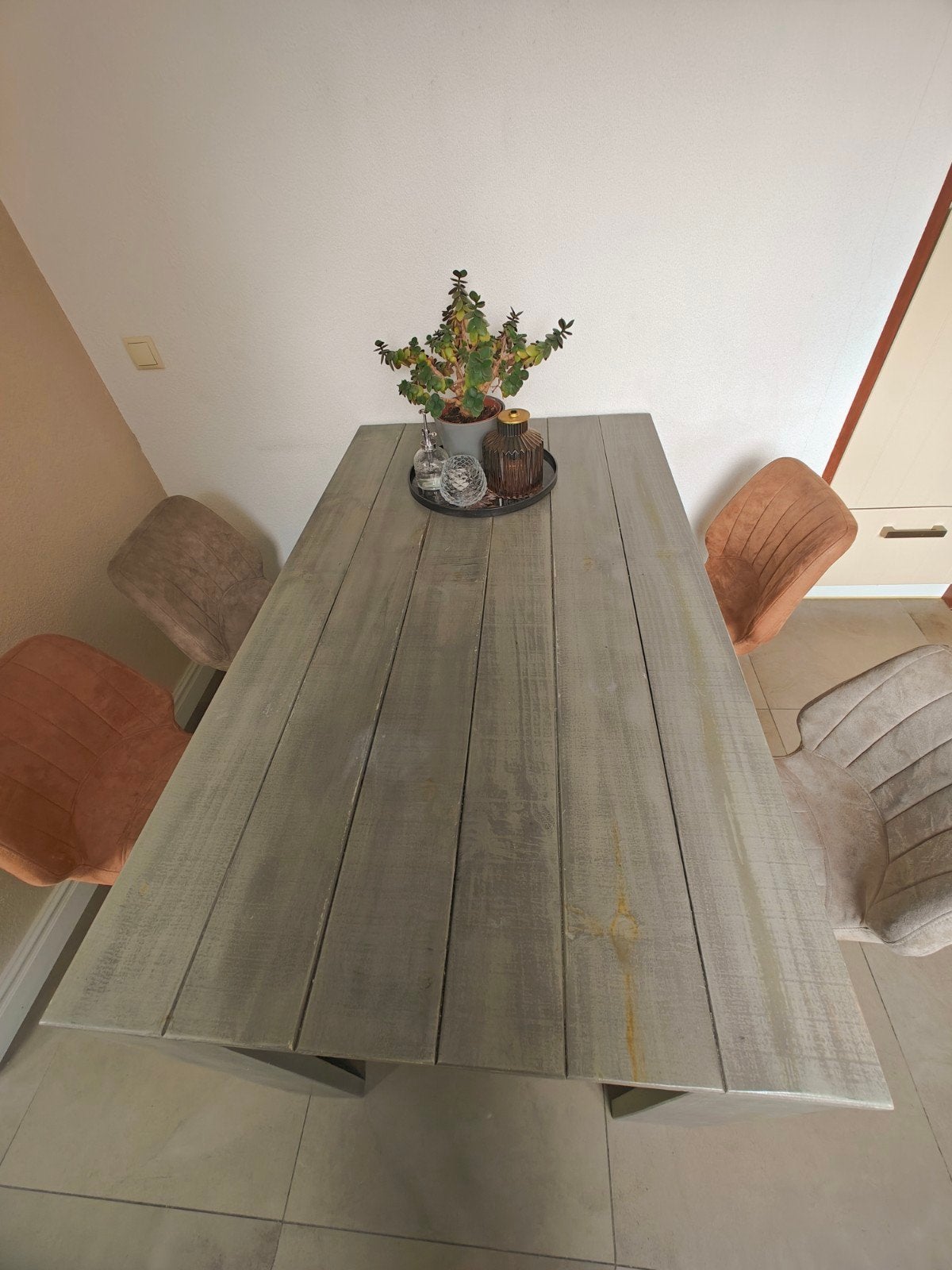 Robuuste houten eettafel met 4 stoelen - 140x80 cm, Ophalen, Gebruikt, 100 tot 150 cm, 50 tot 100 cm