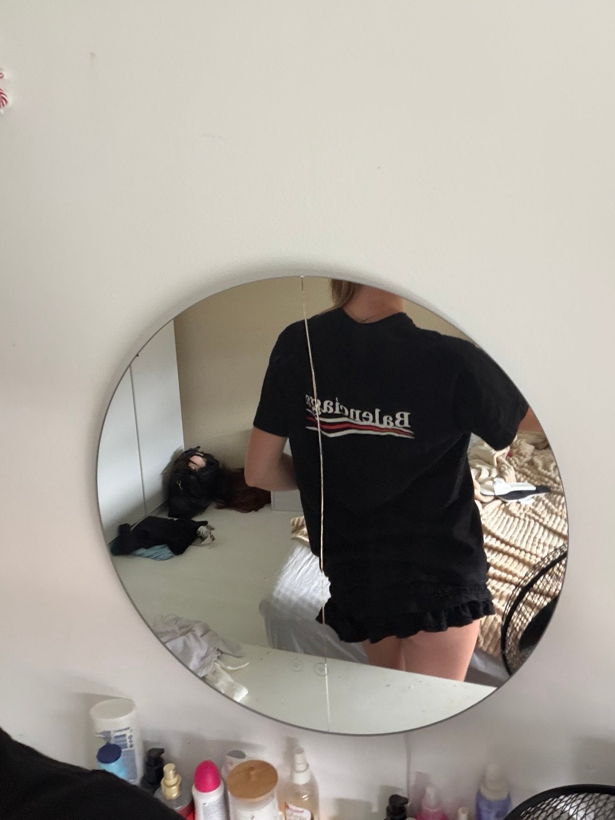 Balenciaga T-shirt Zwart - Zo goed als nieuw, Zwart, Ophalen of Verzenden, Zo goed als nieuw, Korte mouw