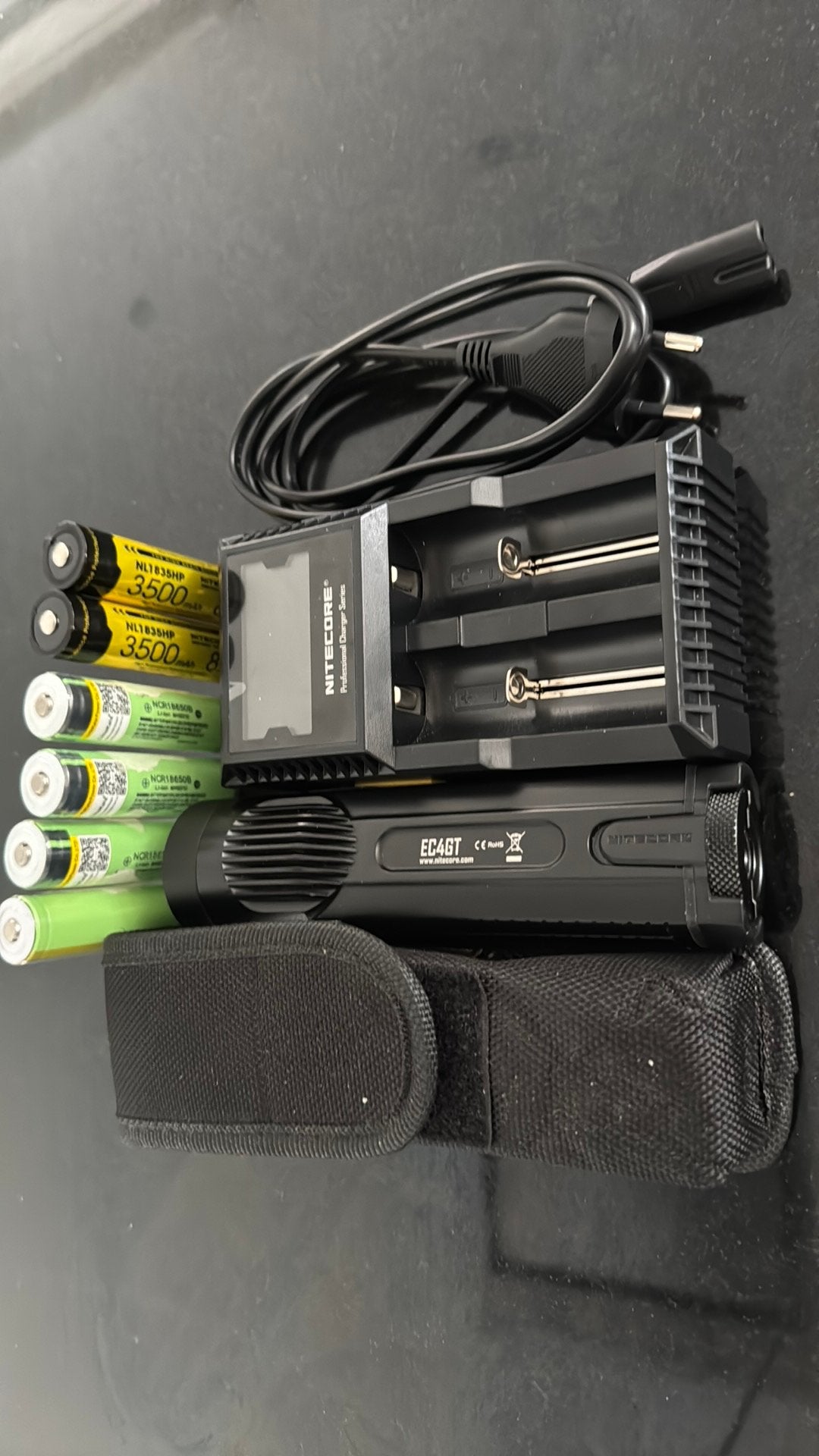 Nitecore ec4gt, Caravans en Kamperen, Zaklampen, Ophalen of Verzenden, Batterij