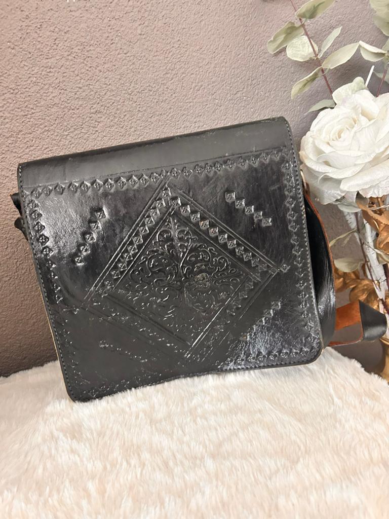 Marokkaanse tas echt leer vintage zwart leer, Sieraden, Tassen en Uiterlijk, Ophalen of Verzenden, Zo goed als nieuw, Zwart, Handtas