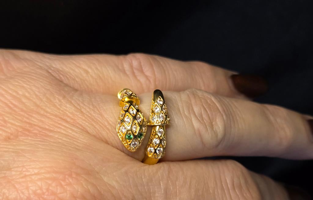 21 Karaat Slangenring met smaragd en zirkonia's. 2026/60., Ophalen of Verzenden, Goud, Ring, Met edelsteen