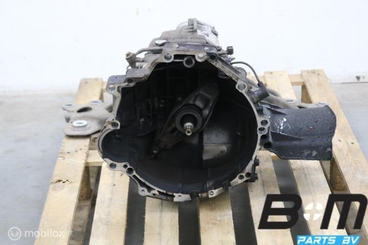 6 versnellingsbak Audi A4 8E 2.5 TDI 0A2300040EX, Gebruikt