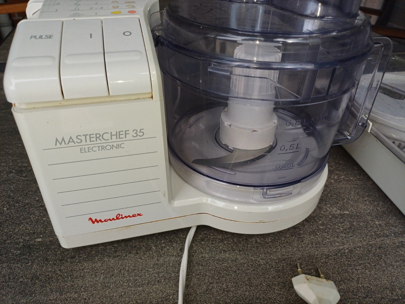 Goede Moulinex keukenmachine, 1 tot 2 liter, Ophalen of Verzenden