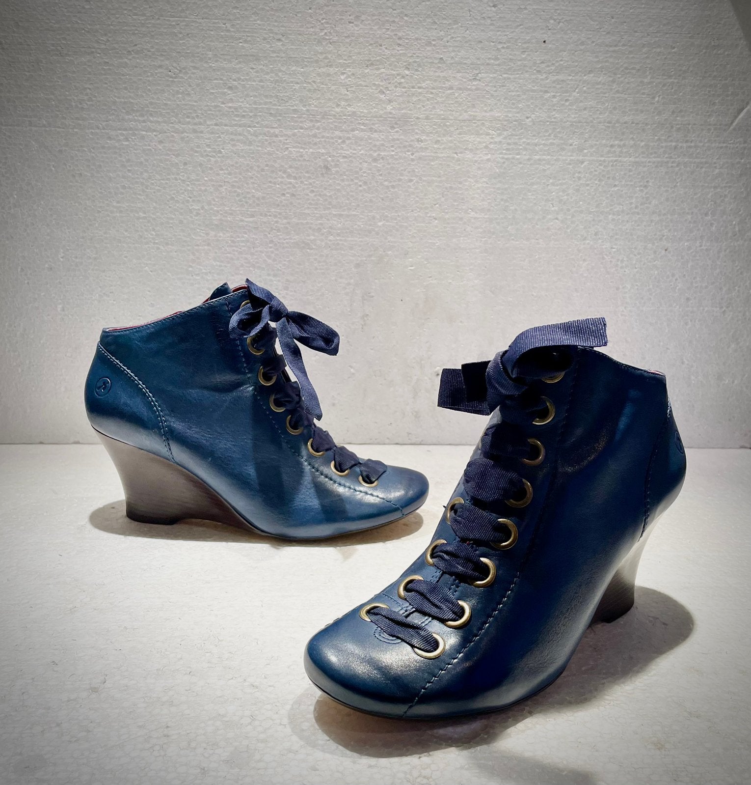 Bronx design chique schoenen met hoge slee hakken blauw 40, Kleding | Dames, Schoenen, Blauw, Ophalen of Verzenden, Zo goed als nieuw