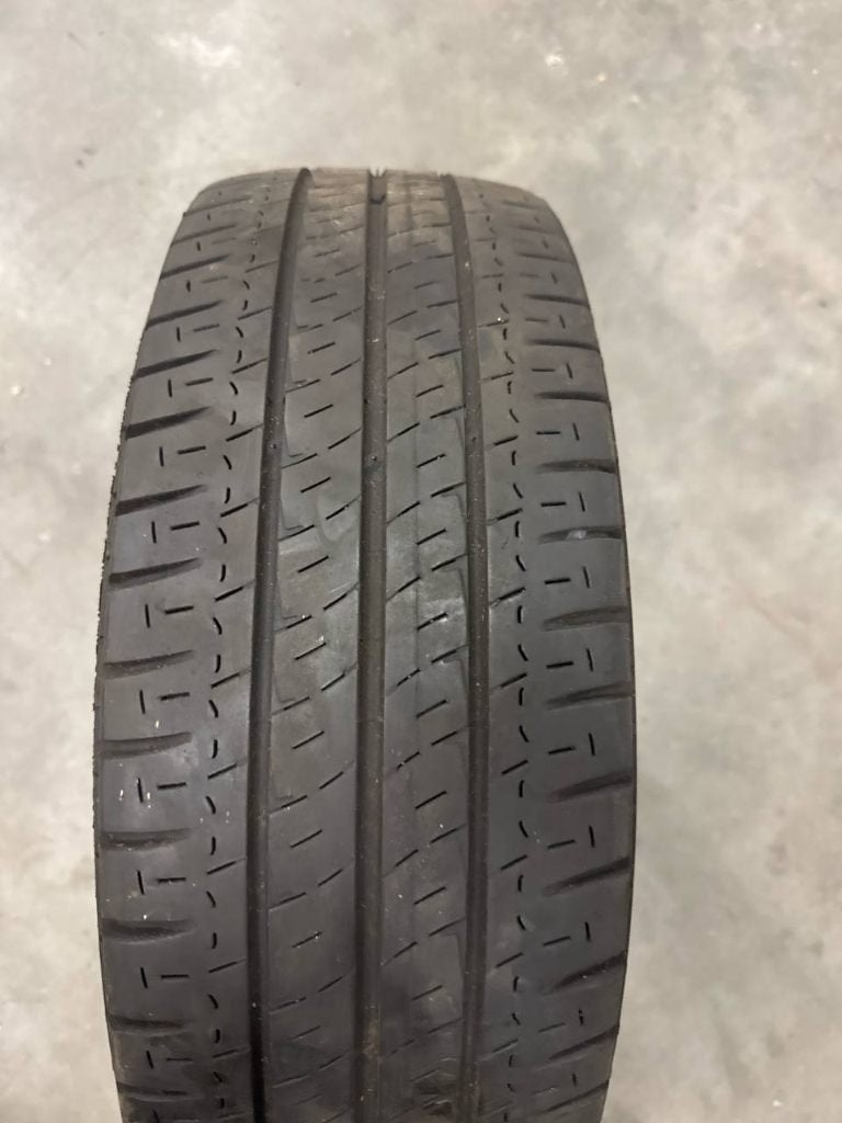 1x Michelin Agilis 215/65 R16C bedrijfswagenband, Auto diversen, Ophalen of Verzenden