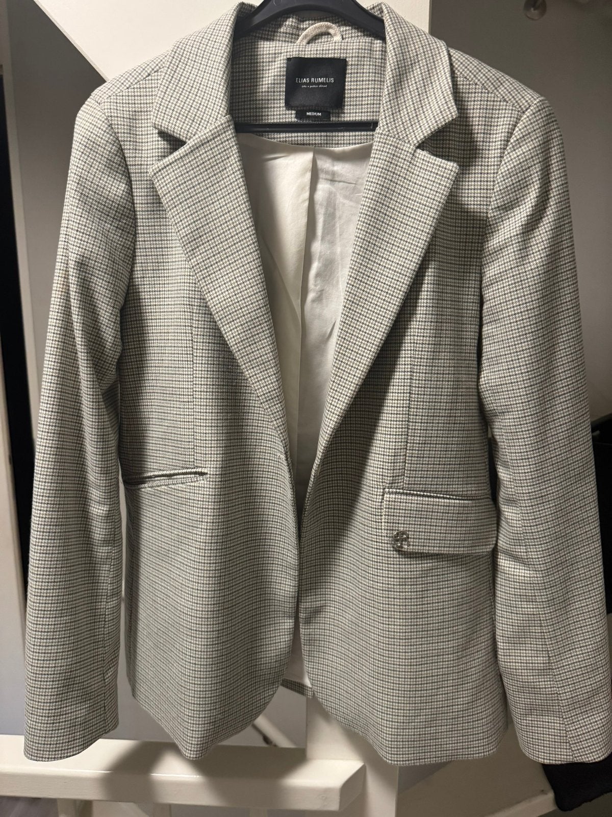 blazer van Elias Rumelis M, Kleding | Dames, Maat 38/40 (M), Overige kleuren, Ophalen of Verzenden, Zo goed als nieuw