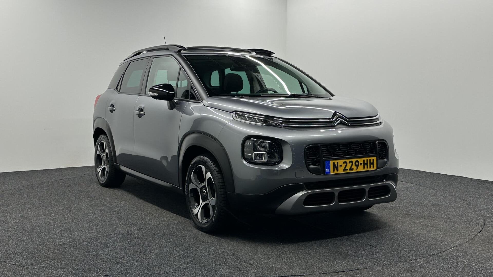 Citroen C3 Aircross 1.2 PureTech S&S Business PANO NAVI TREK, Auto's, Gebruikt, Euro 6, 1199 cc, Met garantie (alle)