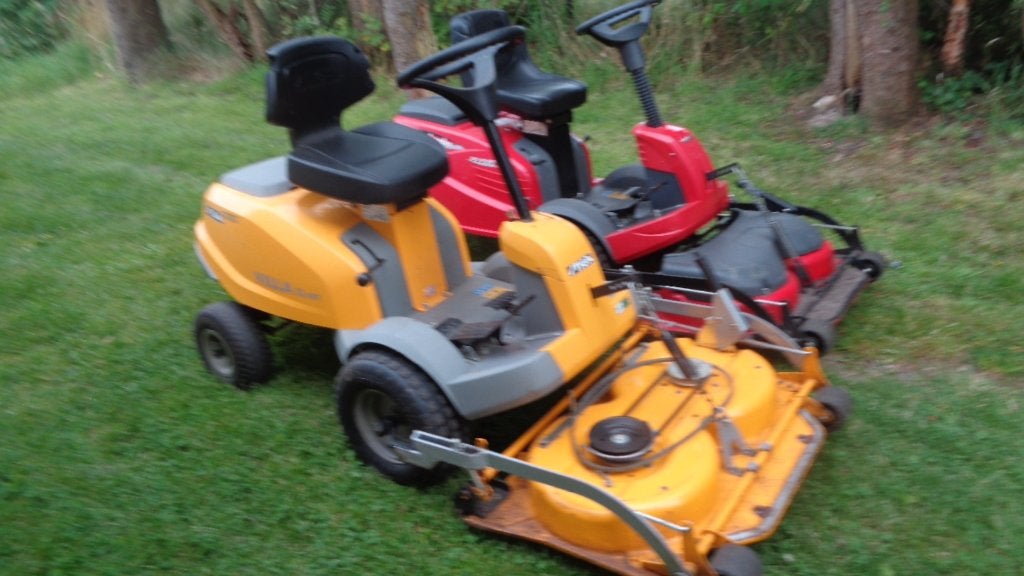 wegens inruil 2 x stiga frontmaaier /hydrostaat/goedlopend, Tuin en Terras, Zitmaaiers, Ophalen, Gebruikt, Nederland, Stiga