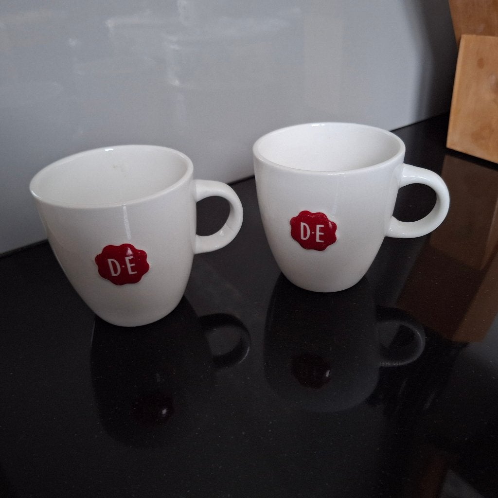 2 DE Koffiekopjes, Ophalen, Zo goed als nieuw, Overige stijlen, Kop(pen) en/of Schotel(s)