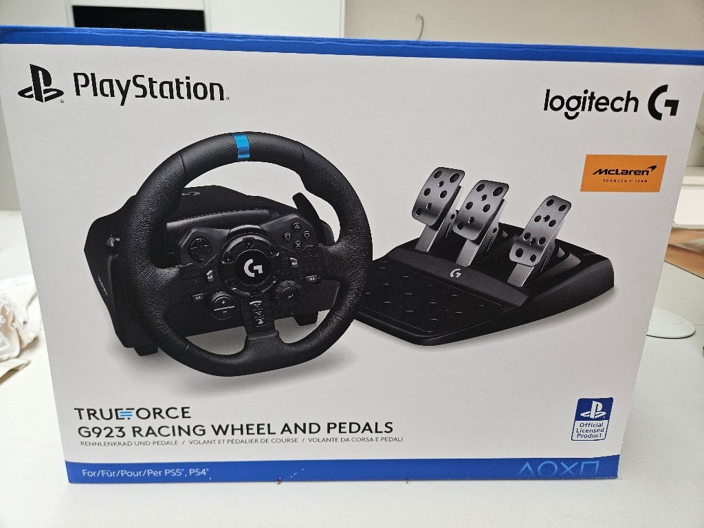 Playstation racing wheel and pedals, Ophalen of Verzenden, Zo goed als nieuw, Stuur of Pedalen, PlayStation 4