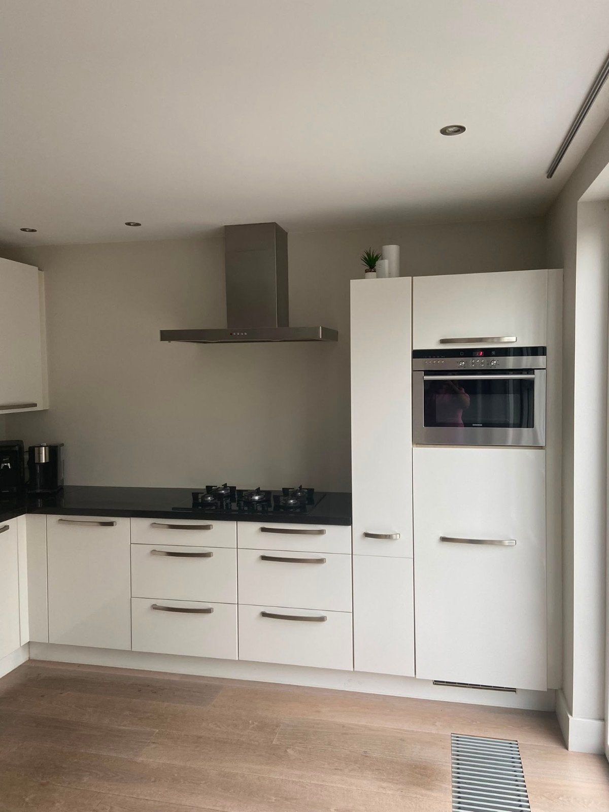Moderne hoekkeuken verkocht, Huis en Inrichting, Gebruikt, Wit, Hoekkeuken, Ophalen of Verzenden