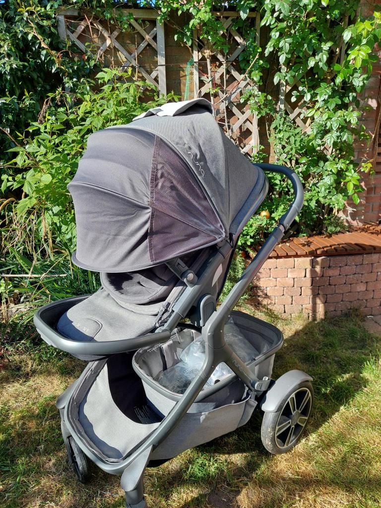 Nuna Demi Grow Threaded Kinderwagen, Kinderen en Baby's, Kinderwagens en Combinaties, Gebruikt, Verstelbare duwstang, Combiwagen