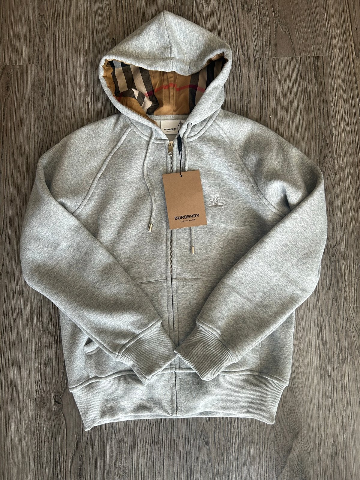 Burberry Grijze Zip-Up - Maat M(nieuw met tags), Kleding | Heren, Truien en Vesten, Verzenden, Nieuw, Maat 48/50 (M), Grijs