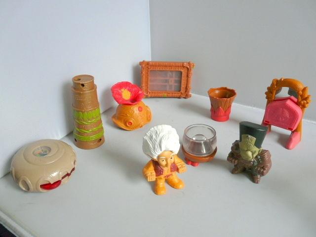 McDonalds 2009 # Arthur -2  ( 9 items), Ophalen of Verzenden, Overige figuren, Zo goed als nieuw, Beeldje of Figuurtje