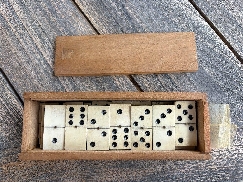 Domino stenen antiek / vintage, Ophalen of Verzenden