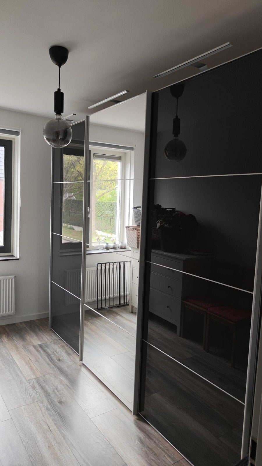 Goossens Kledingkast - 280x65x240 cm (lxbxh), Huis en Inrichting, Kasten | Kledingkasten, Ophalen, Met deur(en), 200 cm of meer