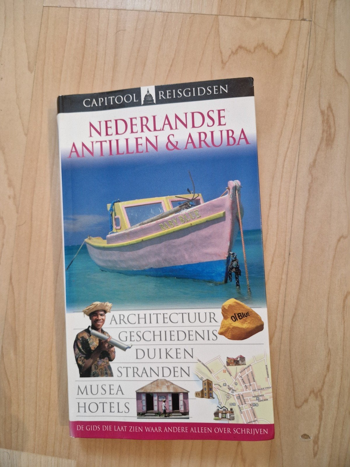 Capitool Reisgids Nederlandse Antillen & Aruba, Boeken, Capitool, Zo goed als nieuw, Reisgids of -boek, Midden-Amerika