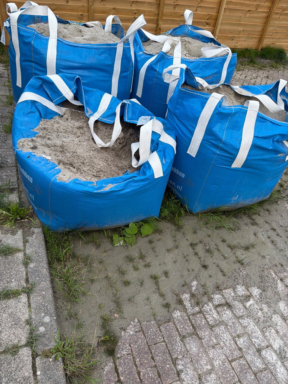 3 kuub zand te koop in big bags, Tuin en Terras, Ophalen, Gebruikt, Ophoogzand