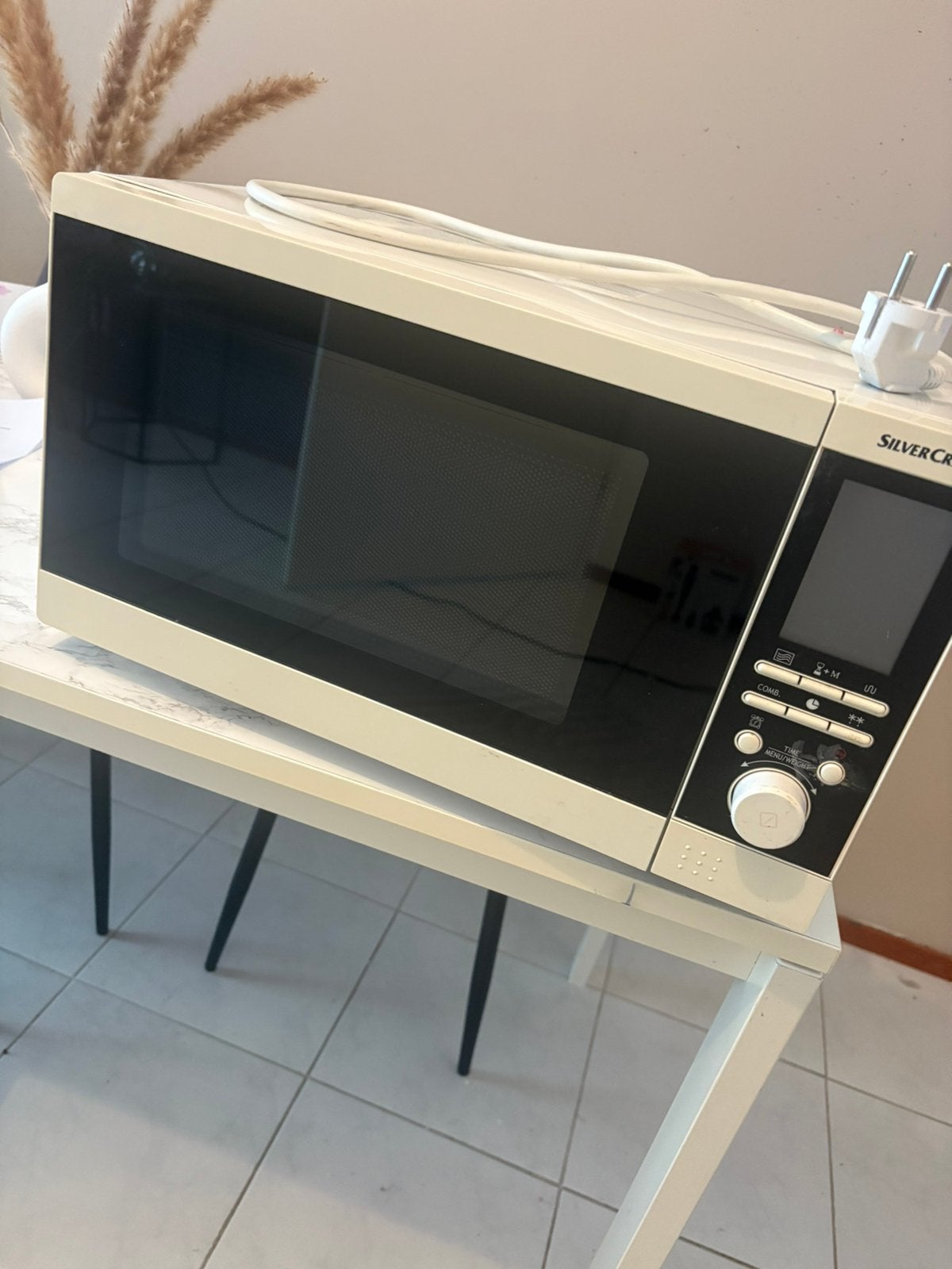 Silvercrest magnetron SMW 800. Gebruikt, maar werkt goed, Witgoed en Apparatuur, Ophalen, Combimagnetron, Gebruikt, Draaiplateau