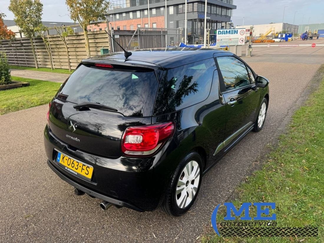 Citroën DS3 - 1.6 VTi So Chic|Automaat|Leer|pdc|navi, Auto's, Automaat, Euro 5, Gebruikt, 4 cilinders