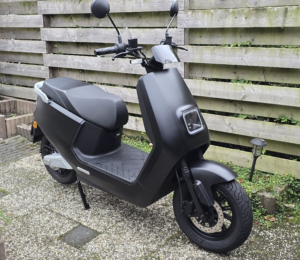 Te Koop Elektrische scooter IVA E-Go S8, Ophalen, Maximaal 45 km/u, Elektrisch, Zo goed als nieuw