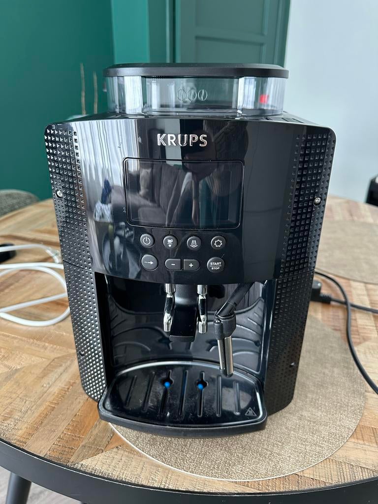 Krups EA81 espresso volautomaat, Ophalen, Afneembaar waterreservoir, Gebruikt, Espresso apparaat