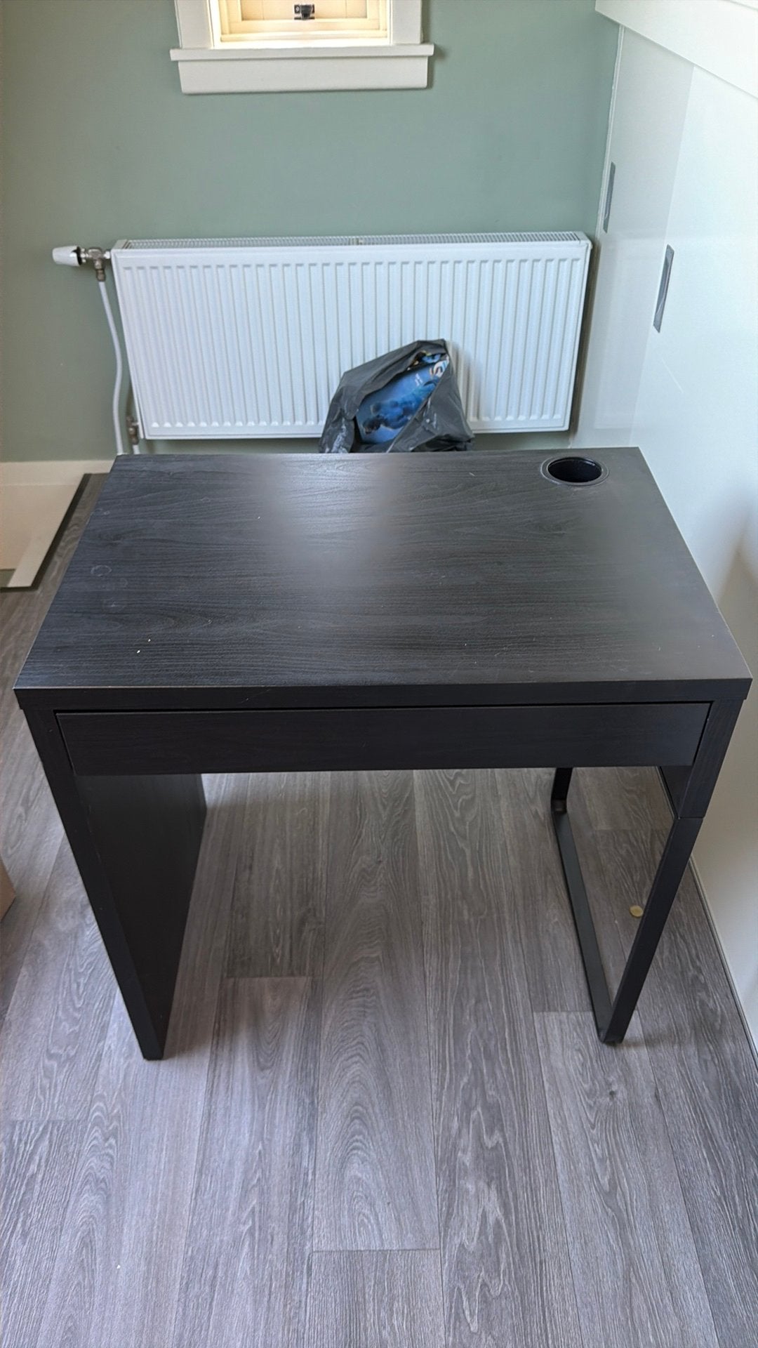 Simpel bureau, Ophalen, Gebruikt