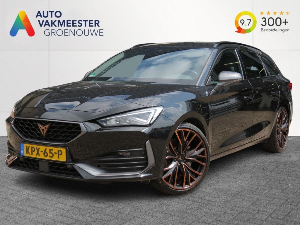 Cupra LEON SPORTSTOURER 1.4 e-Hybrid 245pk COPPER ED. / 19 I, Auto's, Gebruikt, 4 cilinders, Leon, Zwart