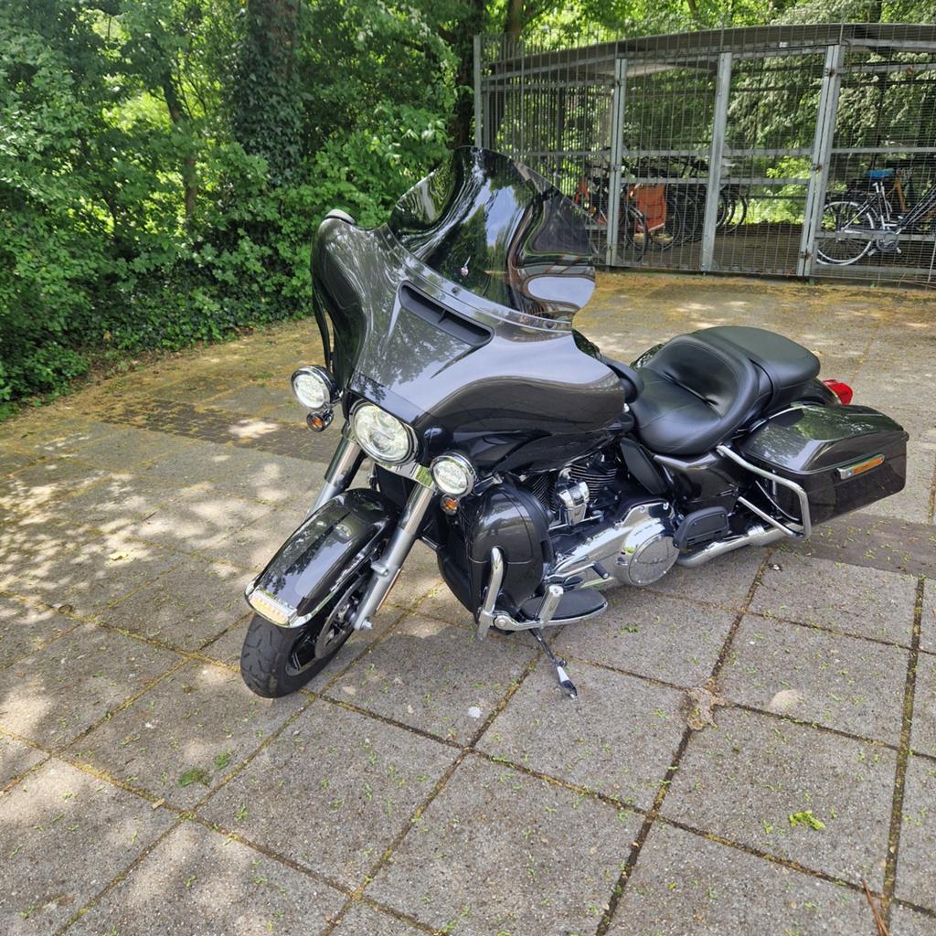 HARLEY DAVIDSON ELECTRA GLIDE ULTRA LIMITED
5HD 114CI, Motoren, Motoren | Harley-Davidson, 2 cilinders, Particulier, Toermotor