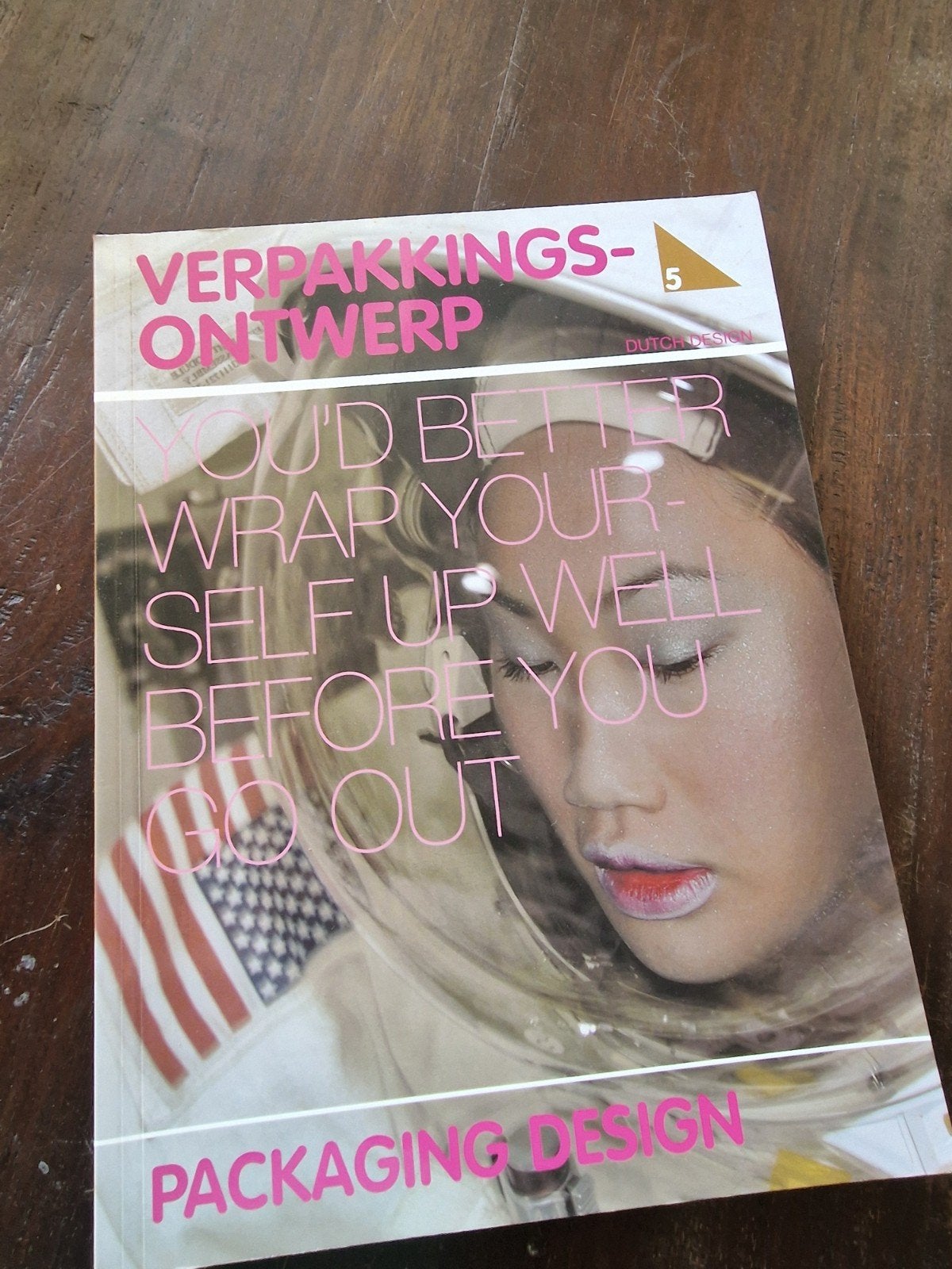 Verpakkingsontwerp: Dutch Design 2002/2003 Packaging Design, Ophalen of Verzenden, Gelezen, Overige onderwerpen, Onbekend