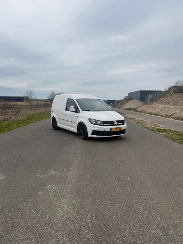 Volkswagen Caddy 2.0 D 2018 180 pk, Auto's, 74 pk, 4 cilinders, Volkswagen, Wit