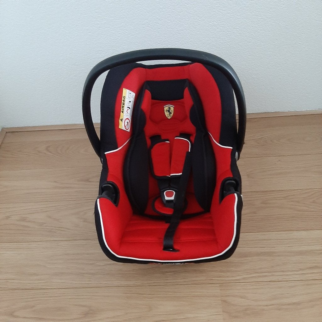 Ferrari autostoeltje, Kinderen en Baby's, Autostoeltjes, Autogordel, Zo goed als nieuw, 0 t/m 13 kg, Ophalen