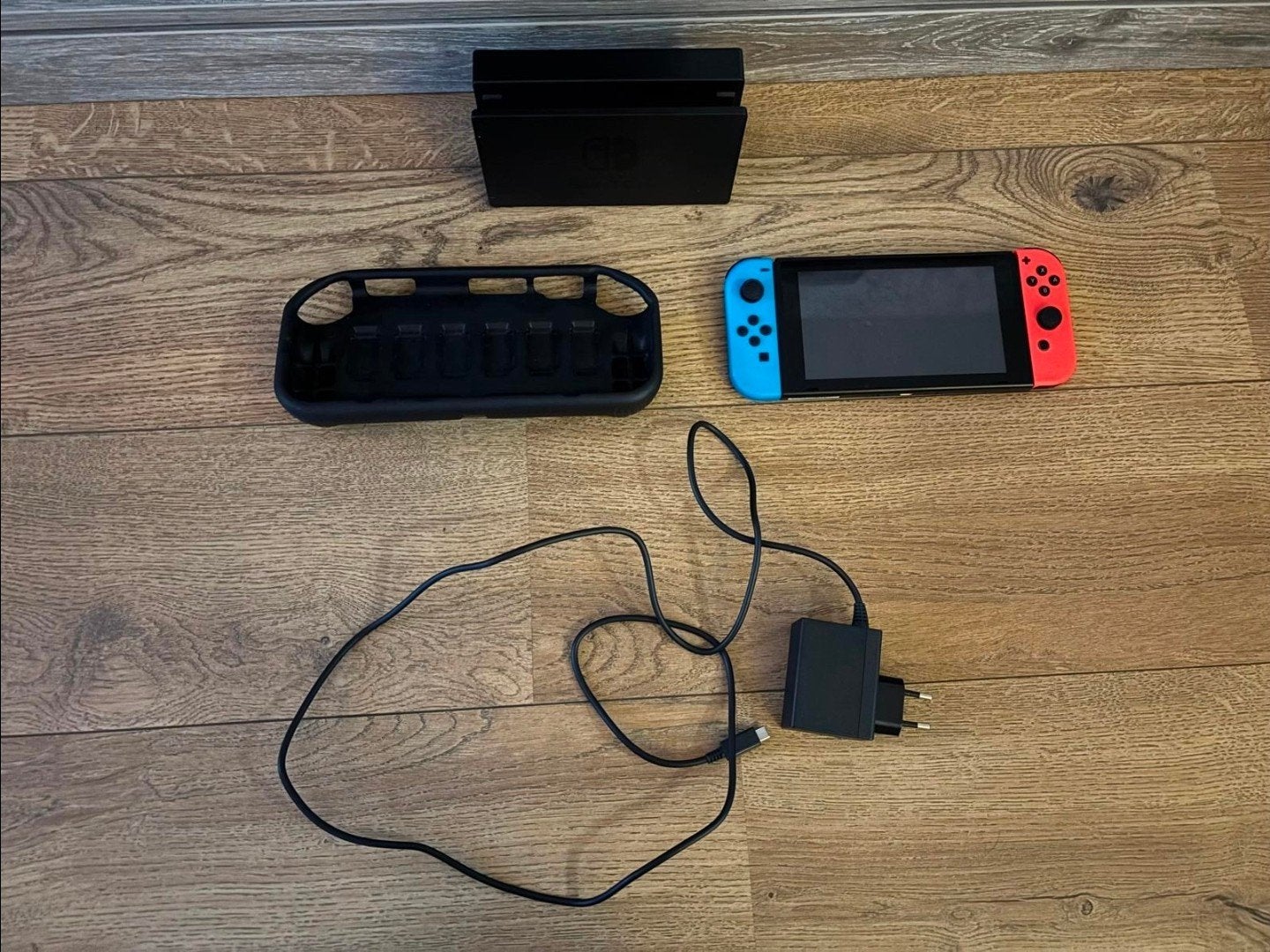 Twee Nintendo's  Switch met accessoires en games, Spelcomputers en Games, Ophalen, Met games, Met 2 controllers, Zo goed als nieuw