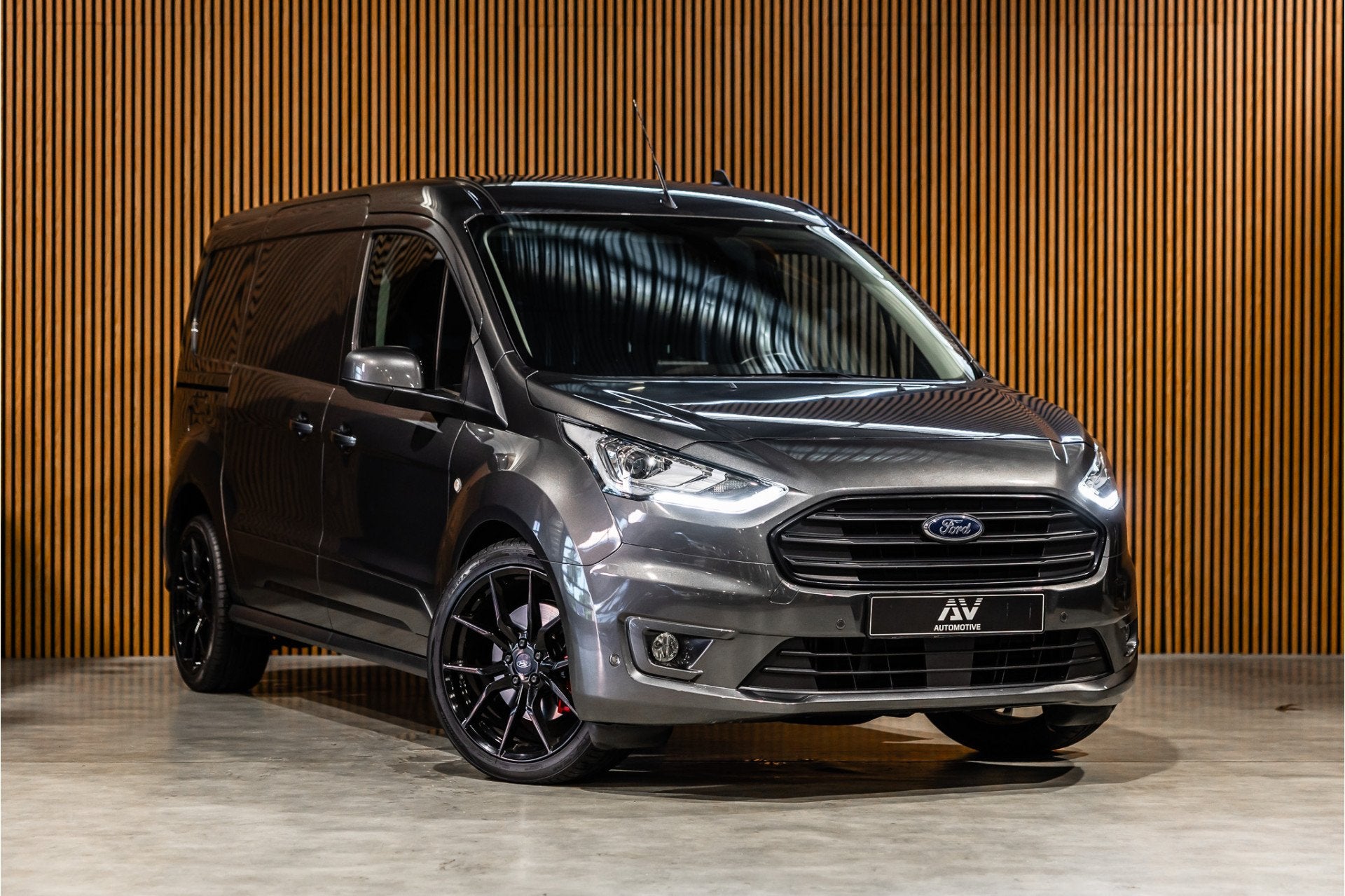 Ford Transit Connect 1.5 EcoBlue L2 120 PK Limited AUT | Bi-, Stof, Gebruikt, Euro 6, 4 cilinders