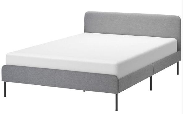IKEA slattum gestoffeerd bed lichtgrijs 140x200 cm, Huis en Inrichting, Ophalen, Tweepersoons, 140 cm, Zo goed als nieuw