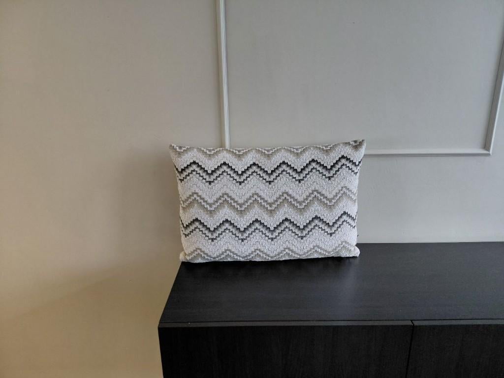 Coco Maison - Kussen BEAUTIQ LUSH - 40x60 cm - Antraciet, Huis en Inrichting, Woonaccessoires | Kussens, Ophalen of Verzenden