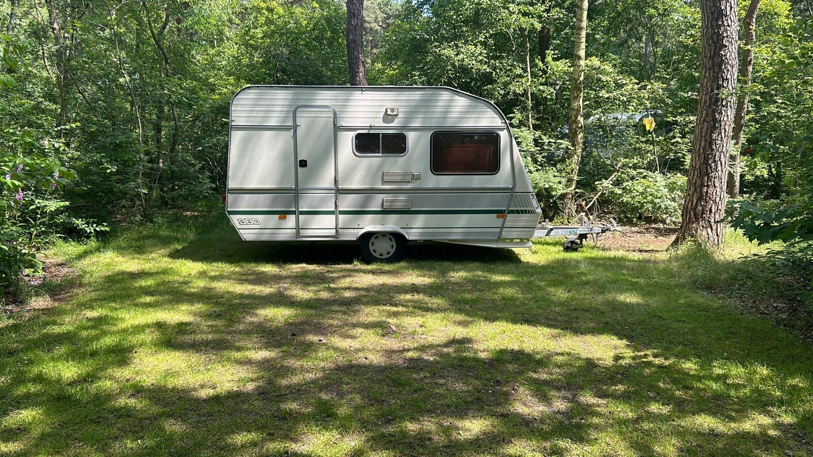 Chateau La Car 380 caravan met voortent, Caravans en Kamperen, Caravans, Chateau, Omvormbare zithoek, Treinzit, Particulier
