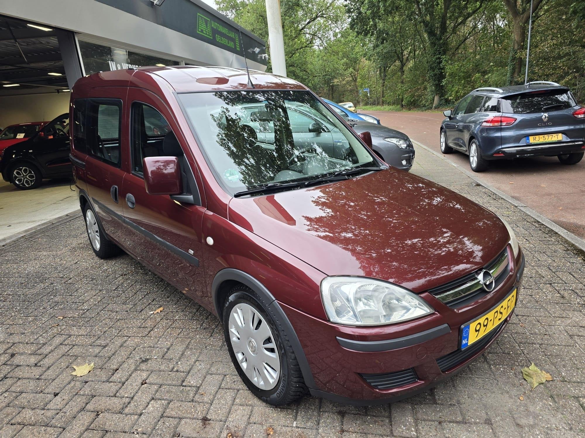 Opel Tour 1.6 Maxx | 3/6 OF 12 MND GARANTIE | AIRCO | ELEC P, Gebruikt, Overige modellen, 4 cilinders, Origineel Nederlands