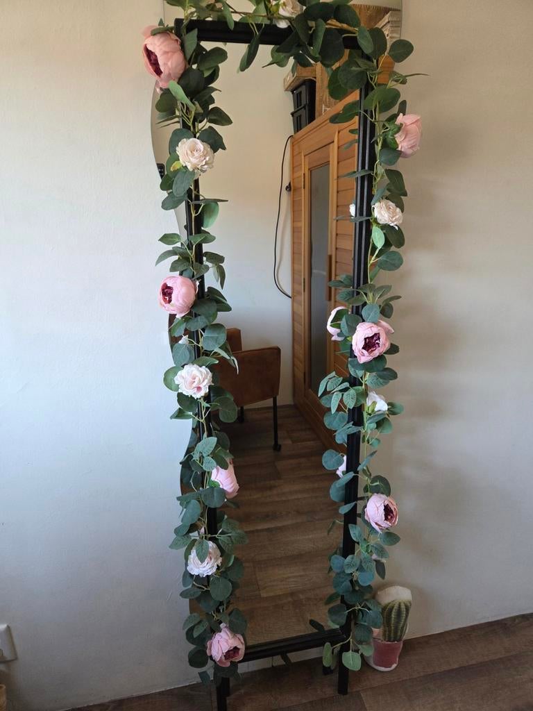 Decoratie spiegel met bloemenslinger en standaard, Ophalen, Minder dan 50 cm, Gebruikt, 150 tot 200 cm