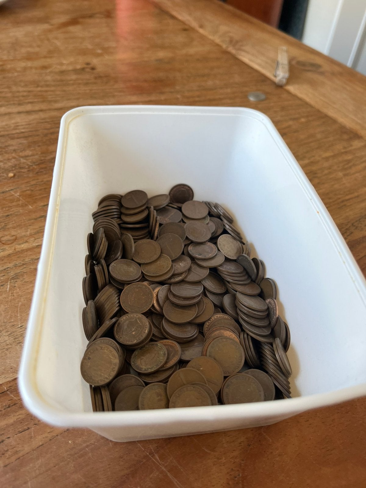 Bakje met ruim 800gr aan 1 cent munten., Ophalen, Buitenland, Munten