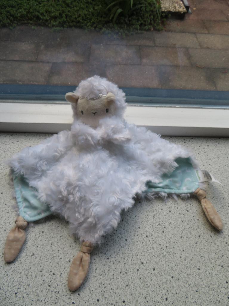 Knuffeldoek schaap merk Ingenuity meet ca 34 cm bij 35 cm, Overige typen, Ophalen of Verzenden, Zo goed als nieuw, Wasbaar