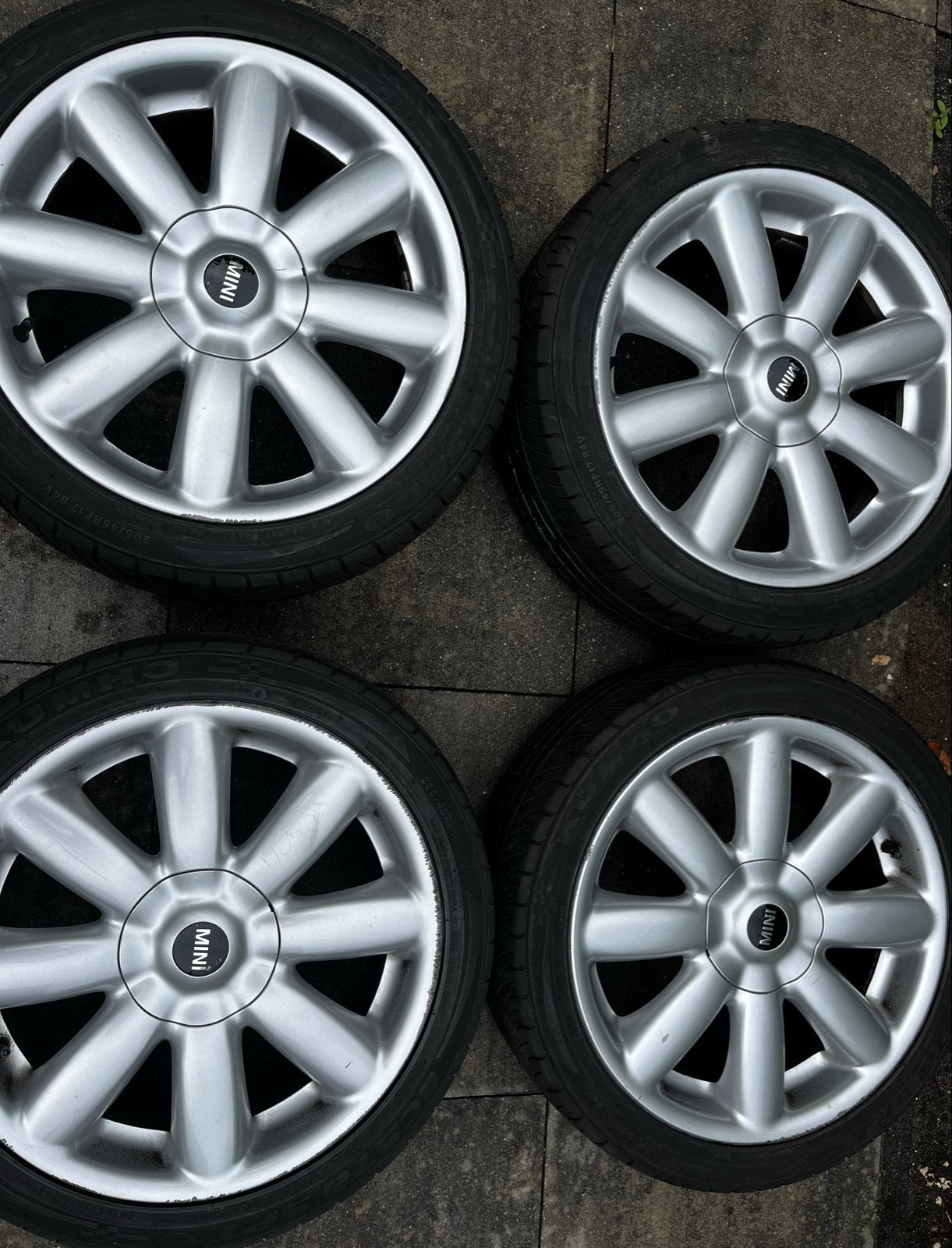 Mini Cooper Velgen met Zomerbanden 205/45R17, Auto-onderdelen, Banden en Velgen, Ophalen, Gebruikt, Banden en Velgen, 17 inch