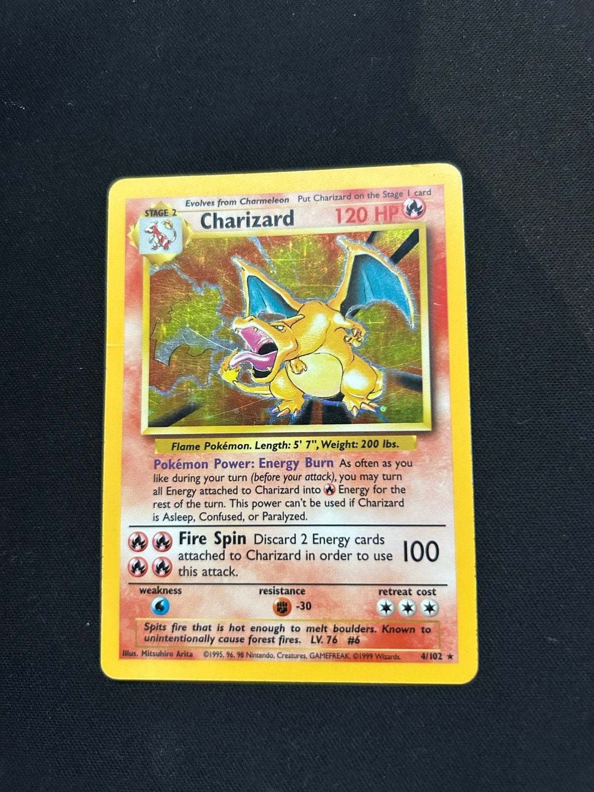 Pokémon Charizard Base Set 4/102 Holo Glanzkaart, Ophalen of Verzenden, Gebruikt, Losse kaart, Foil