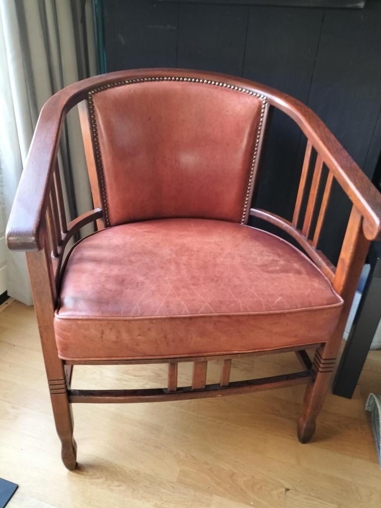 Antieke stoel met leer, Antiek en Kunst, Antiek | Meubels | Stoelen en Banken, Ophalen