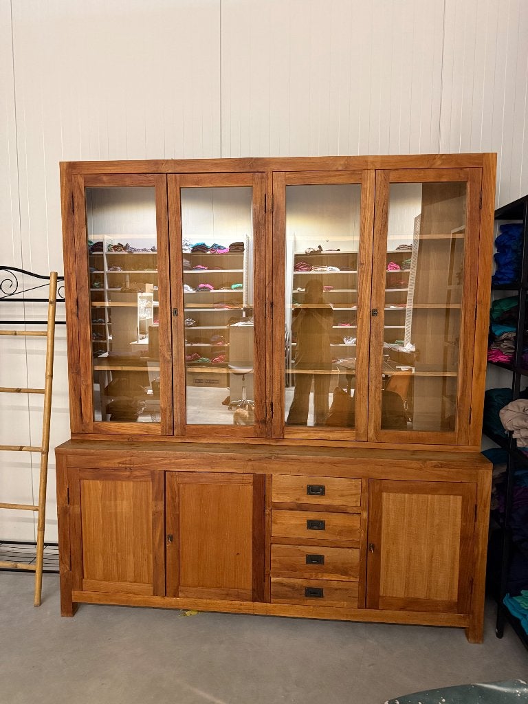 Grote Teakhouten Buffetkast / Vitrinekast (Massief Hout), Huis en Inrichting, Kasten | Buffetkasten, Ophalen, Gebruikt, 200 cm of meer