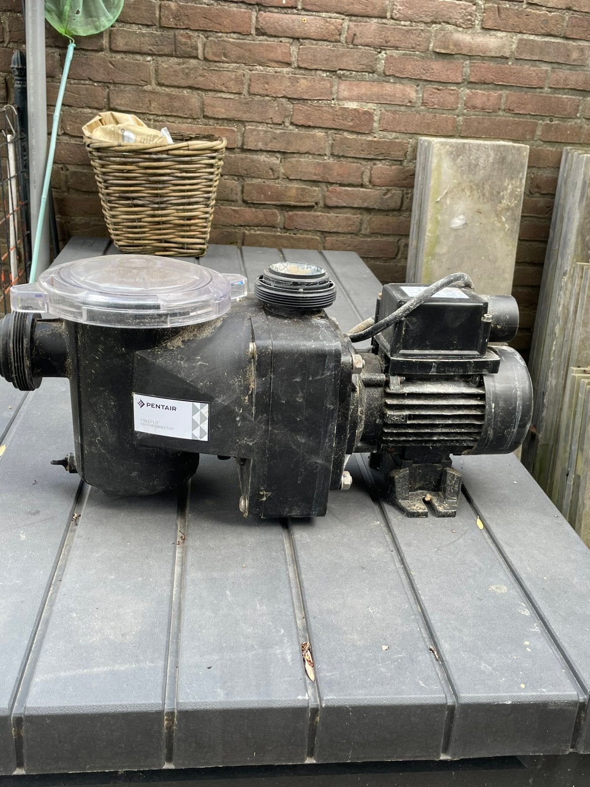 Te koop. Vijverpomp, Ophalen, Gebruikt, Vijverpomp