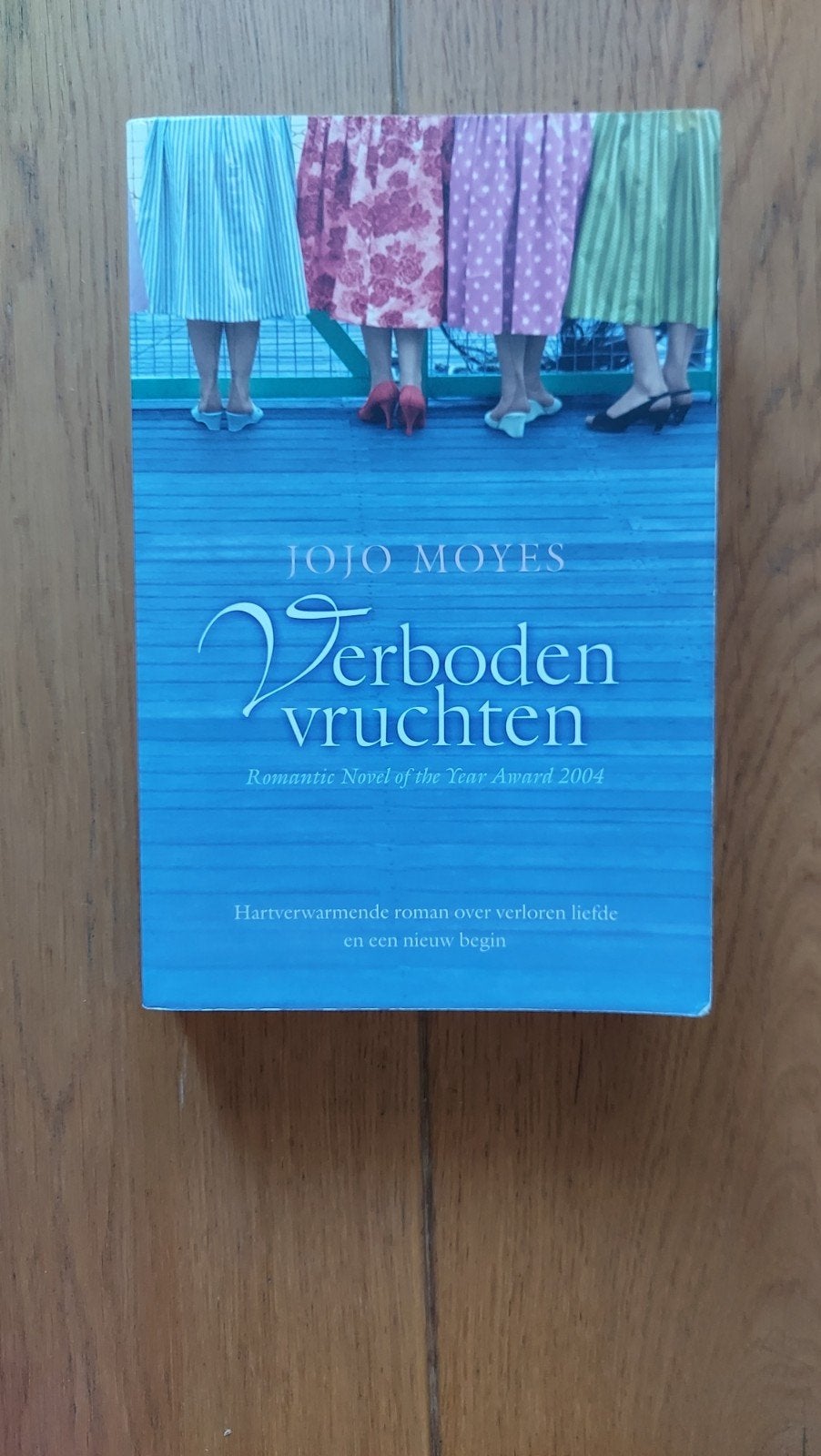 Verboden Vruchten - Jojo Moyes (Romantic Novel of the Year), Ophalen of Verzenden, Gelezen, Jojo Moyes, Europa overig