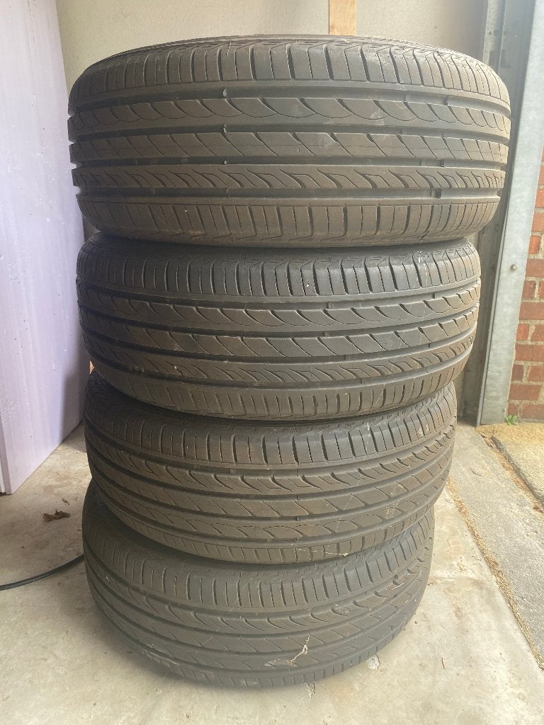 4x Winterbanden 205/55R16 Delinte, Ophalen