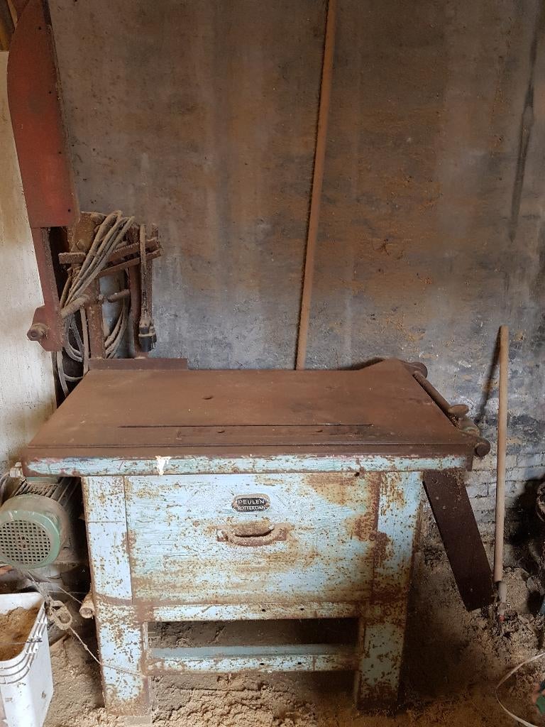 Zwaar ijzeren cirkelzaag tafel, Ophalen, Cirkelzaag, 70 mm of meer, Nieuw